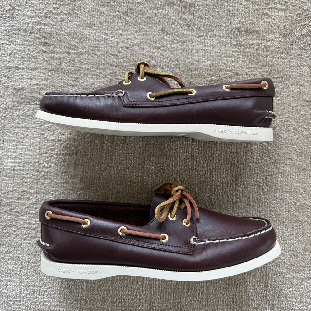 Sperry boat shoes